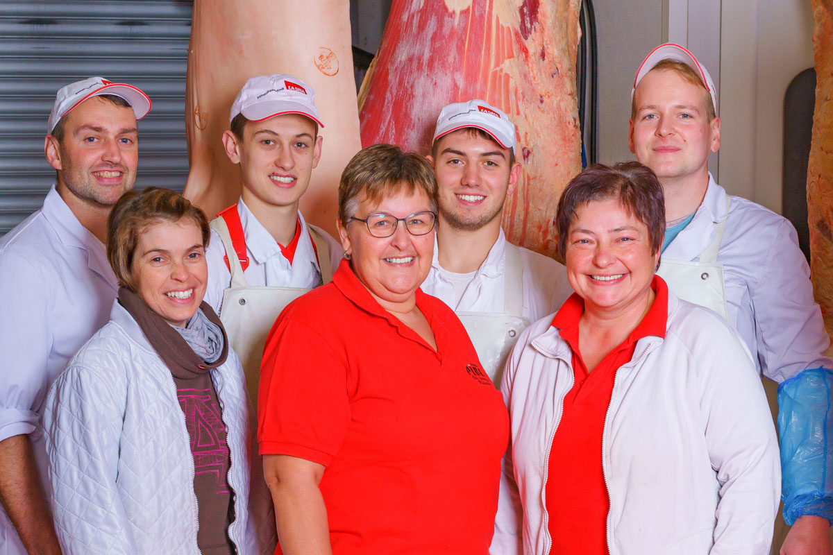 fleischerei-piber-team-02_1200x800.jpg